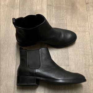 Womens Cole Haan Landsman Black Slip On Ankle Casual‎ Bootie Heeled Boots